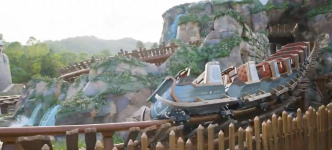 2023-hong-kong-disneyland-world-of-frozen-wandering-oakens-sliding-sleighs-ride--3646458329.png