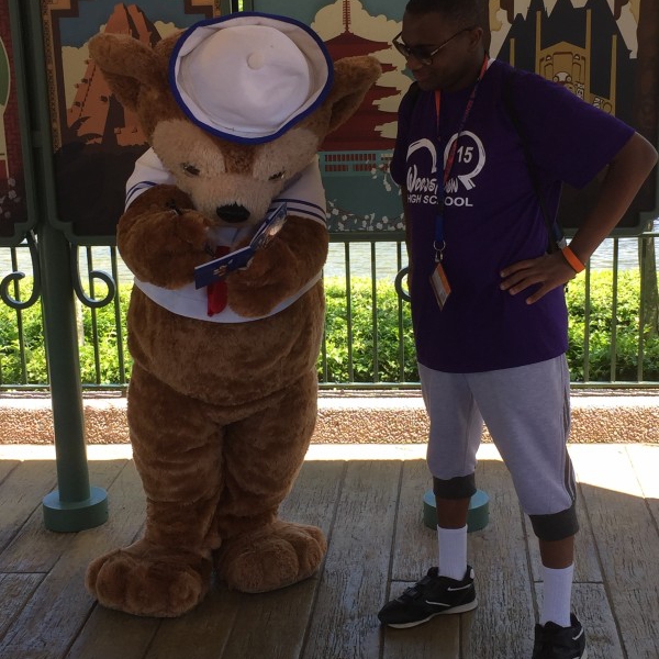 Duffy signing my autograph (May 2 2015)