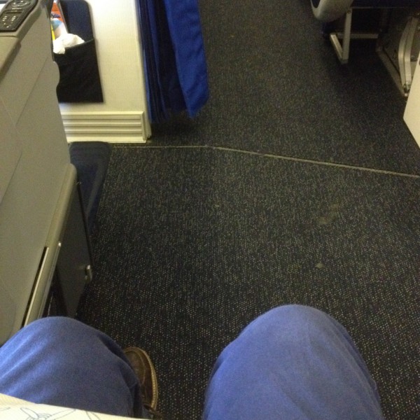 Legroom in second row of economy, seat C | WDWMAGIC - Unofficial Walt ...