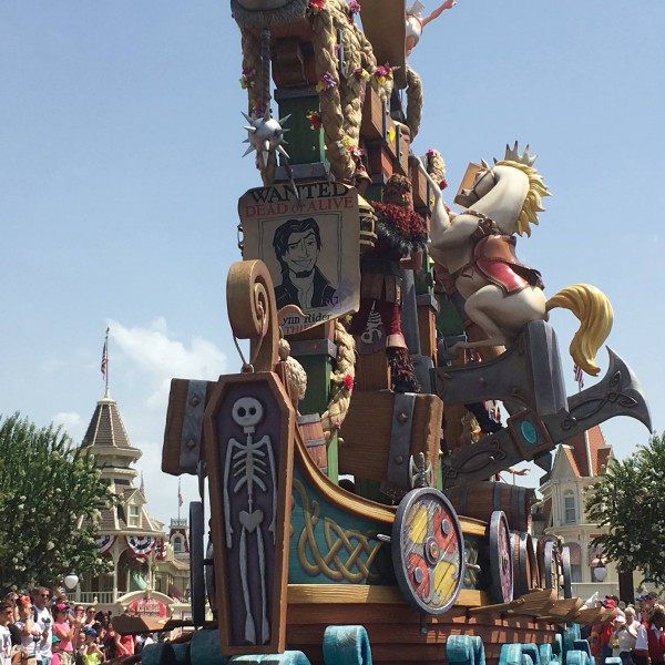 Tangled unit in the Festival of Fantasy parade