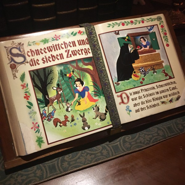 German Snow White book