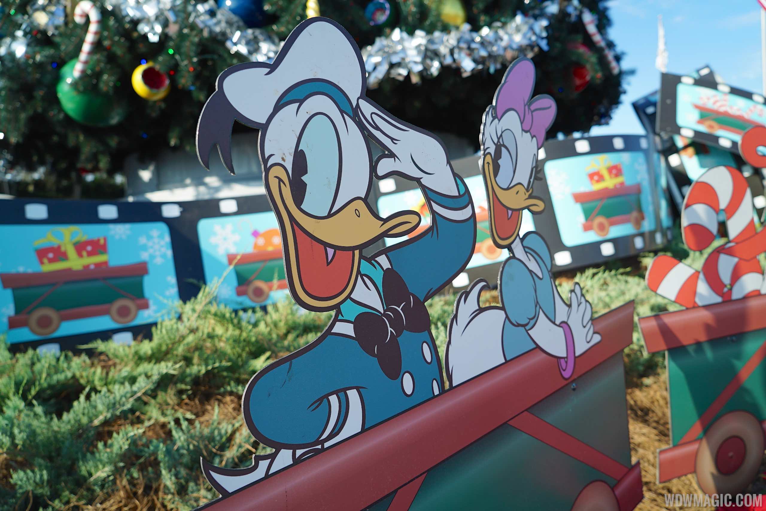 Disney's Hollywood Studios holiday decorations