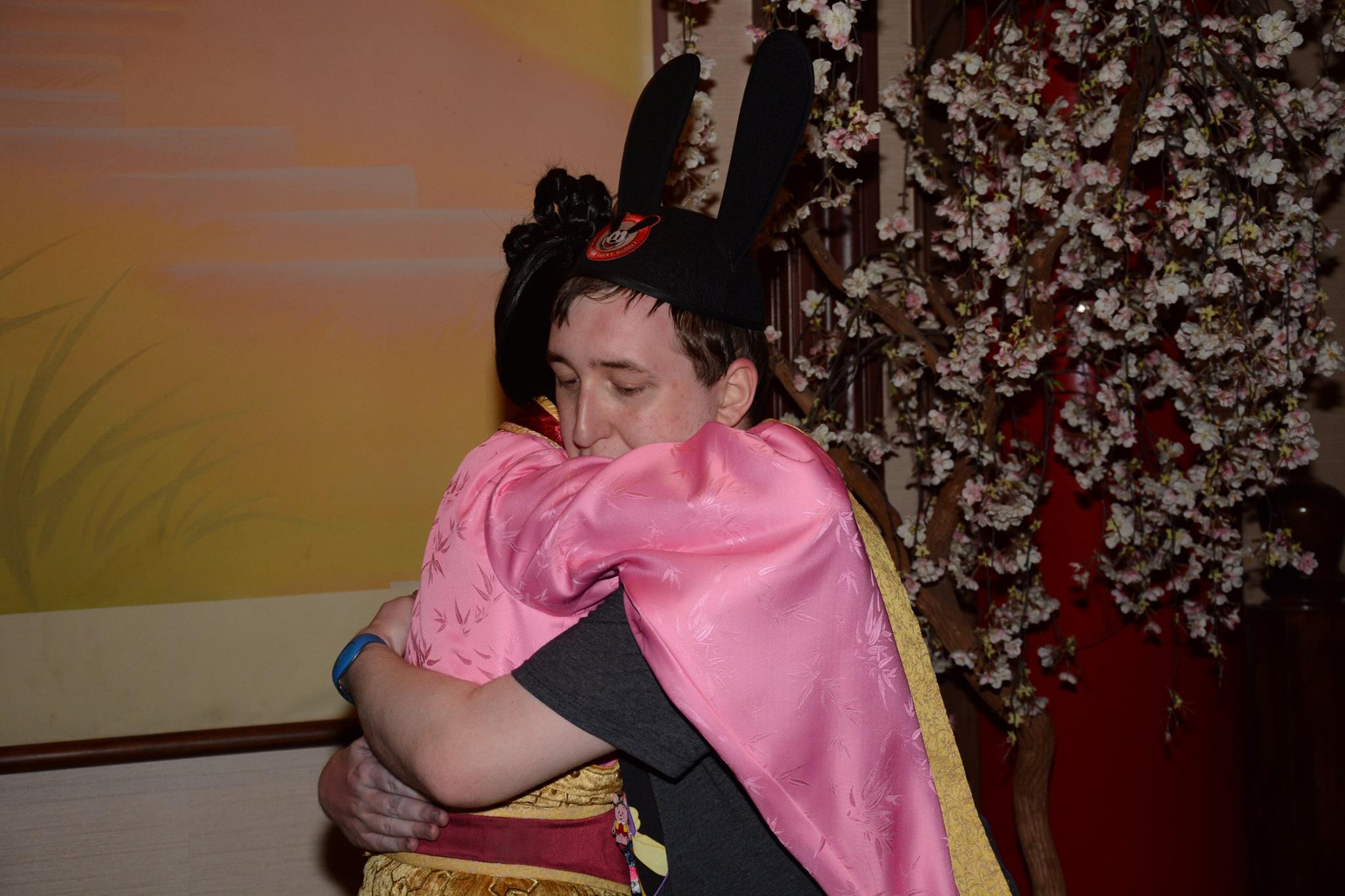 Hugging Mulan