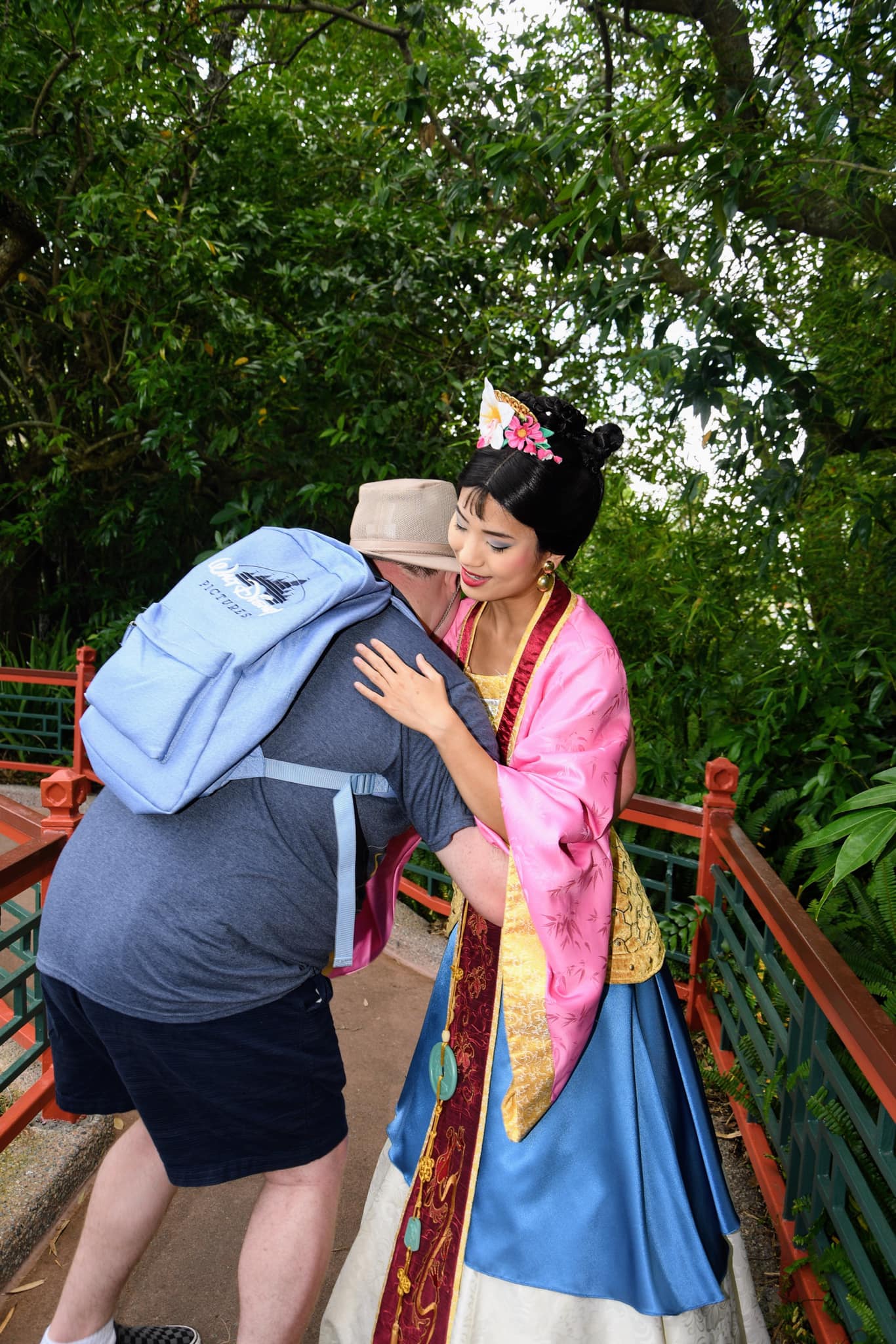 Hugs from Mulan