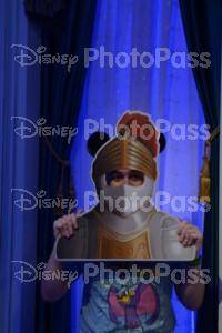 Marching to Be Our Guest(2/3)