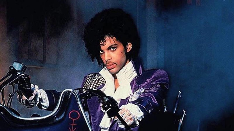 prince-purple-rain_wide-9e4c5c92b0580c5b17b5fbf6b156f618c3144294-s800-c85.jpg