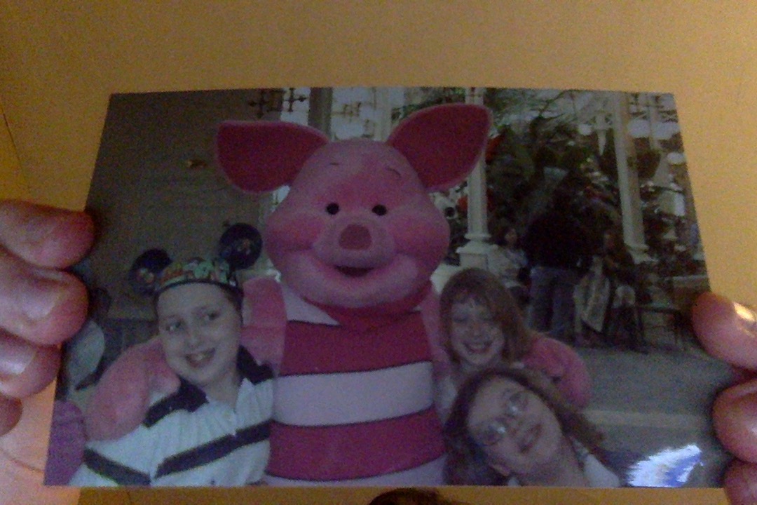 Siblings with Piglet(2010)
